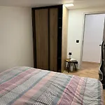 Luxusni U Drahotinskeho Rybnika *