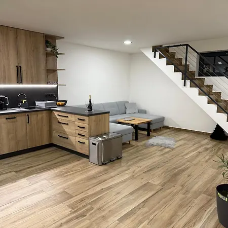 Luxusni U Drahotinskeho Rybnika Druztova