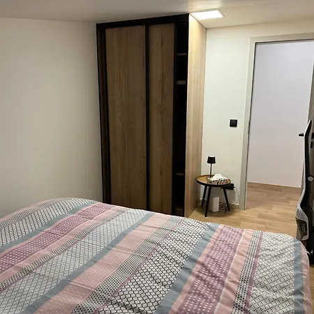 Luxusni U Drahotinskeho Rybnika *